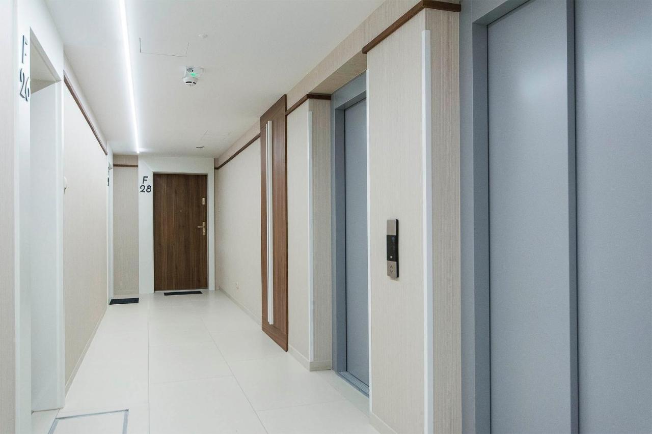 Stylish Apartment Oldtown Riverview Balcony Gdansk Luaran gambar