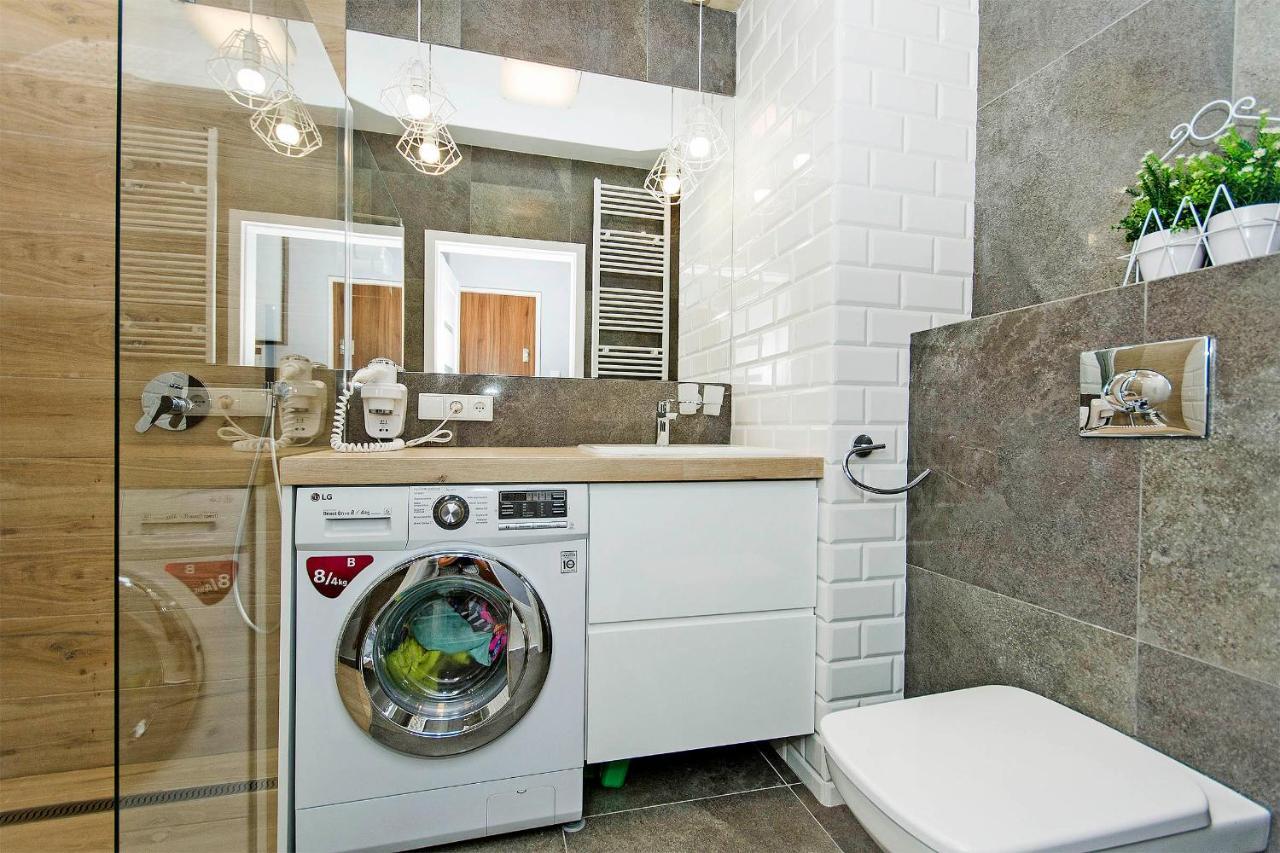 Stylish Apartment Oldtown Riverview Balcony Gdansk Luaran gambar