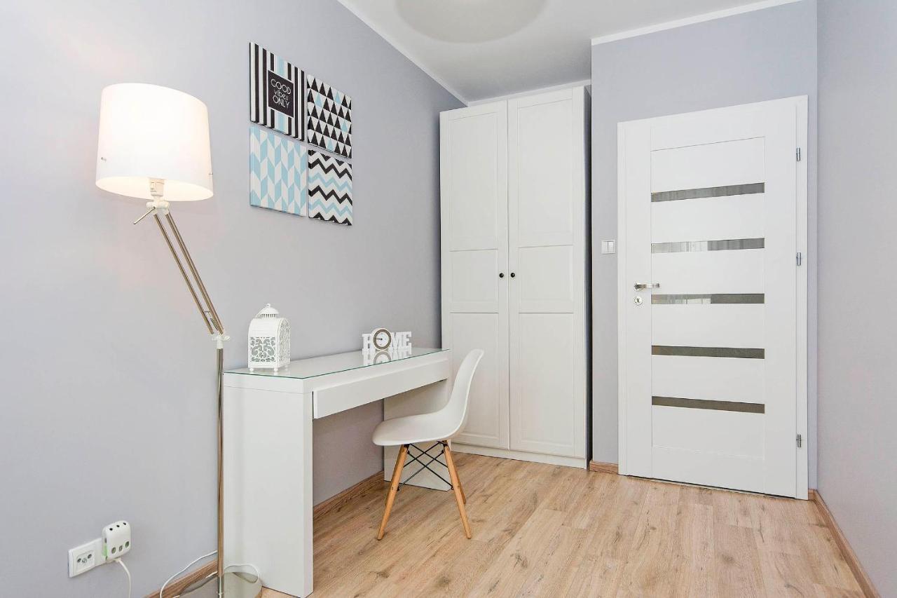 Stylish Apartment Oldtown Riverview Balcony Gdansk Luaran gambar
