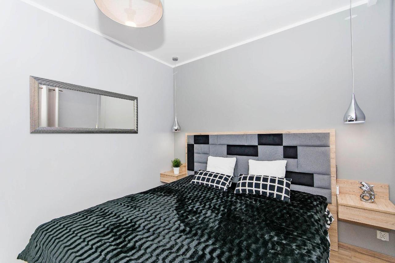 Stylish Apartment Oldtown Riverview Balcony Gdansk Luaran gambar
